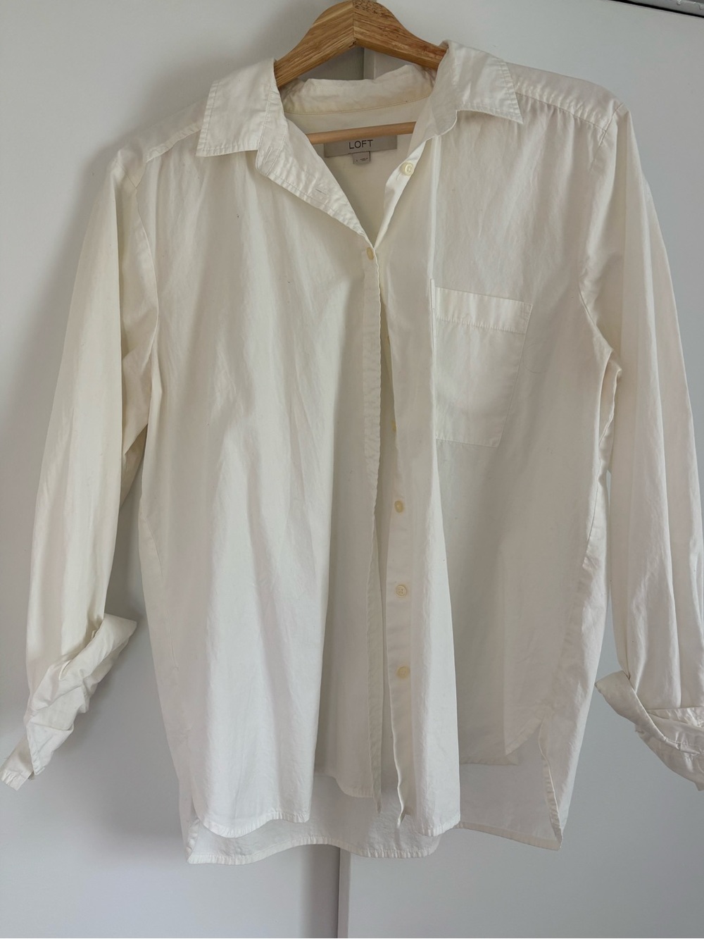 LOFT White Womans Casual Button-Down Shirt